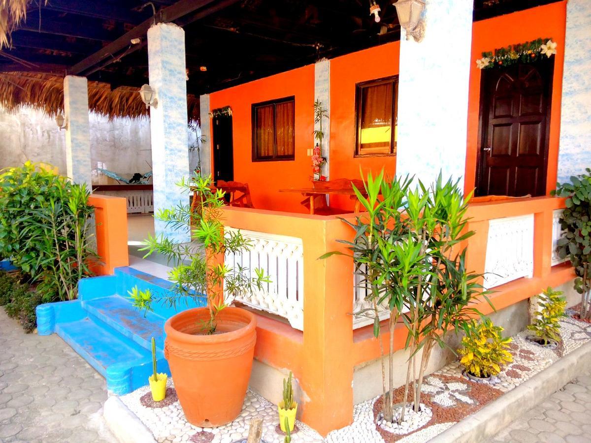 Jun And Carol Beach Cottages Pagudpud Exterior foto