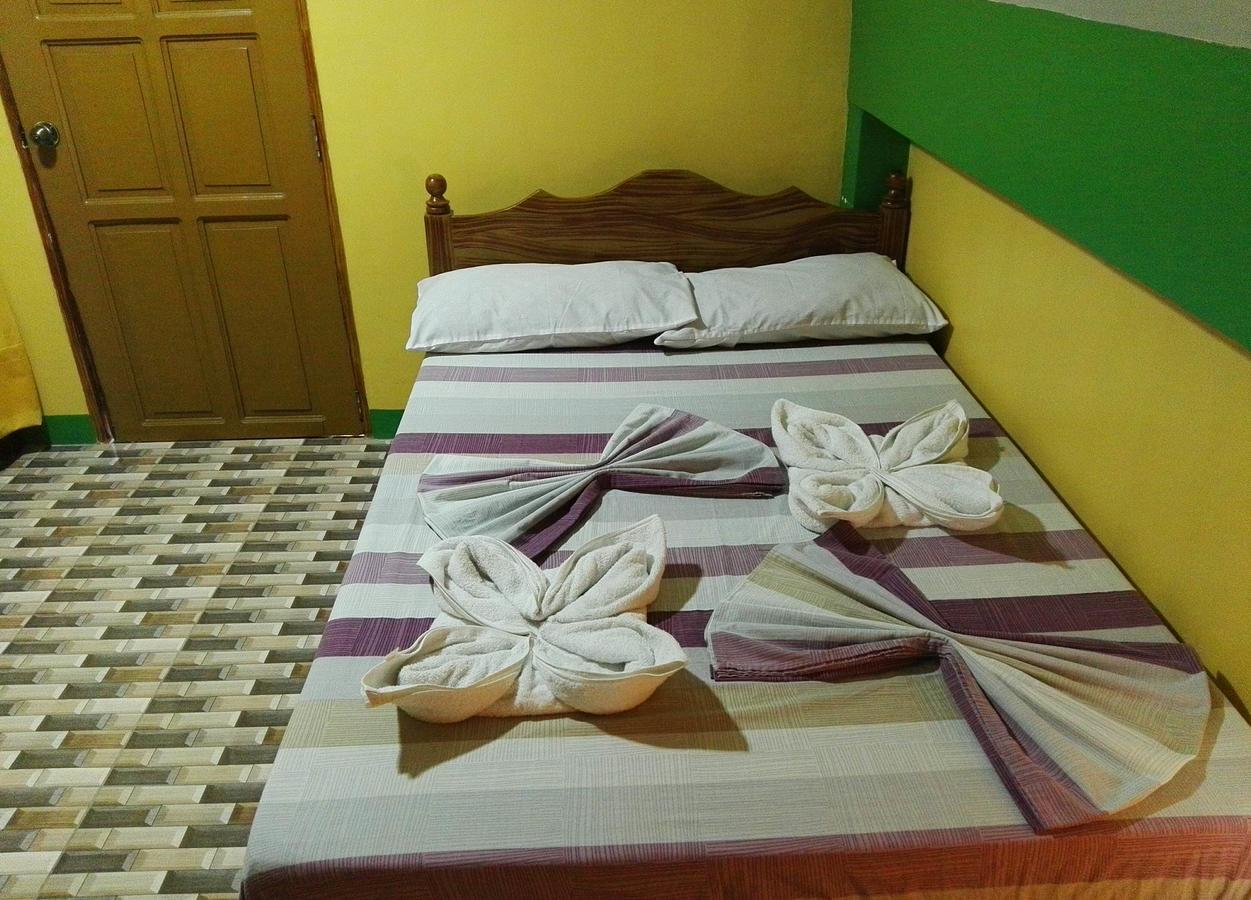 Jun And Carol Beach Cottages Pagudpud Exterior foto