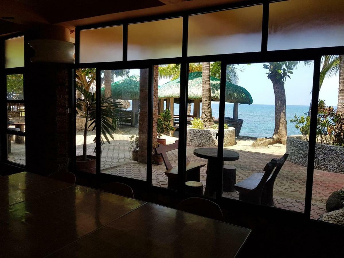 Jun And Carol Beach Cottages Pagudpud Exterior foto